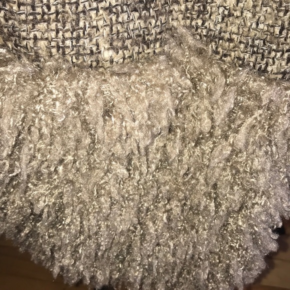 “FARINELLI ” Fibre Art and Brown Tweed Coat . - Picture 15 of 15